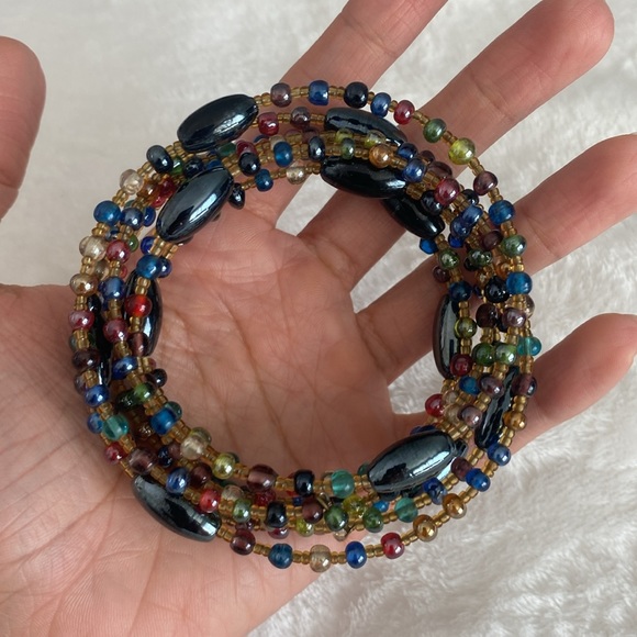 Beaded bracelet - Picture 10 of 15